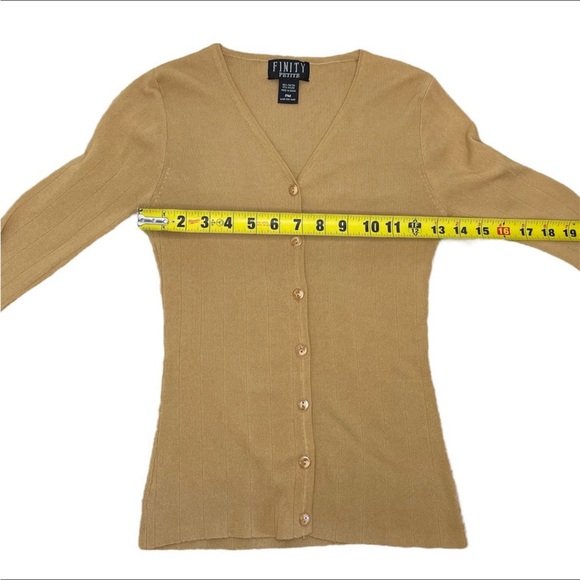 Vintage Finity Cardigan - Picture 3 of 5